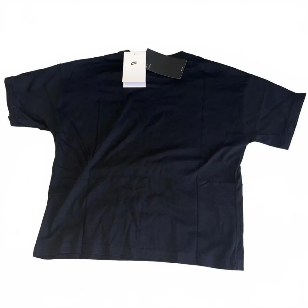 Nike Kids Swoosh Sports Casual Youth Medium Black Graphic T-Shirt M “n” Athletic